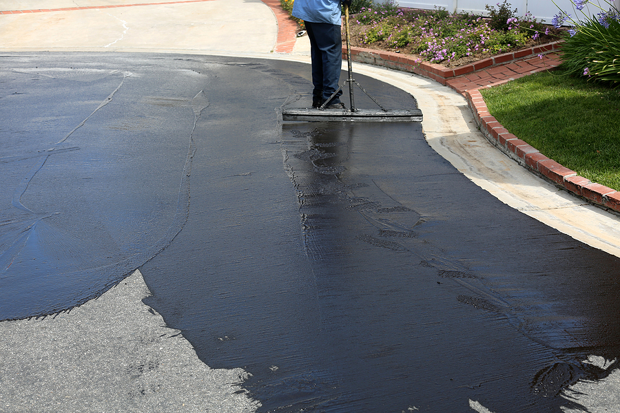 Asphalt Sealcoating Services